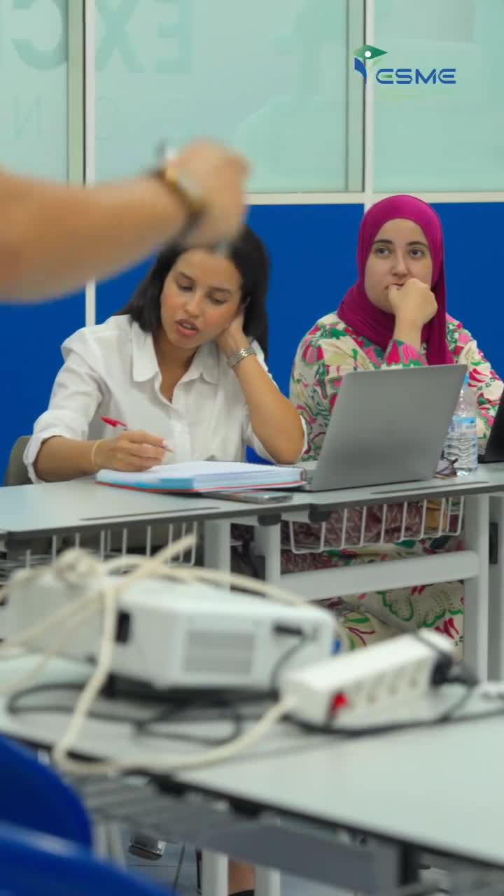 l’ESME, notre pédagogie unique allie rigueur académique et mise en pratique immédiate
